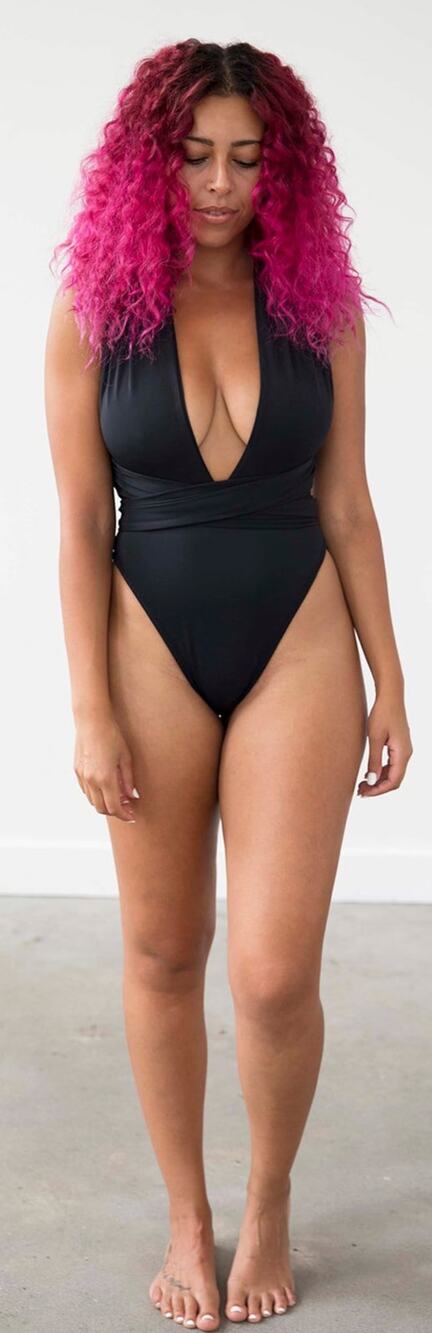 Cedar & Sand The Every Which Way One Piece Swimsuit Womens Small Black New